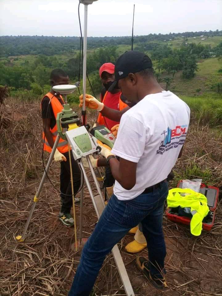 Etudes topographiques